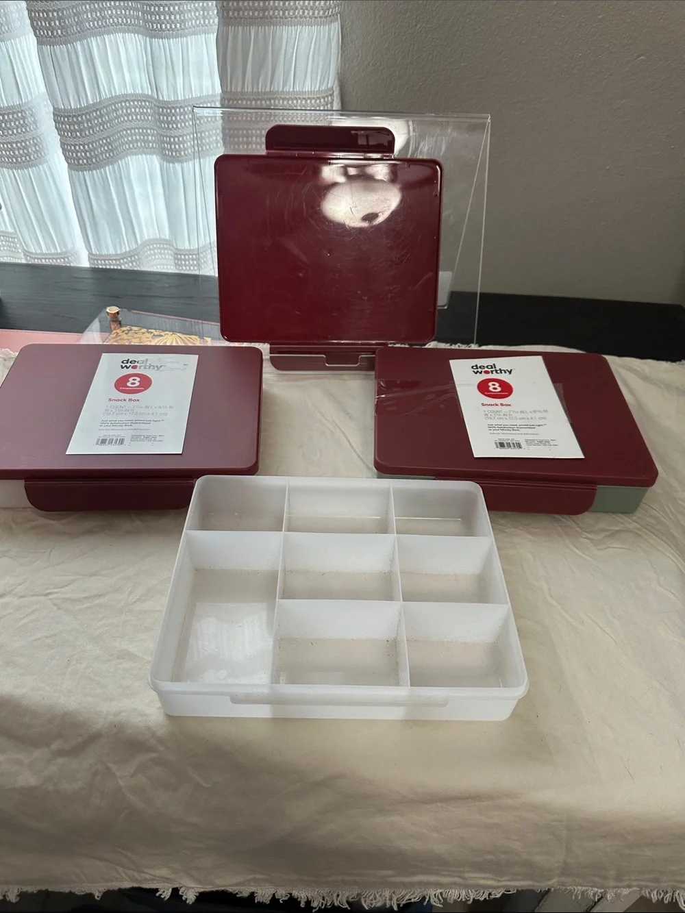 Set of 3 Deal Worthy 8 compartment Snack boxes with lids. NWT